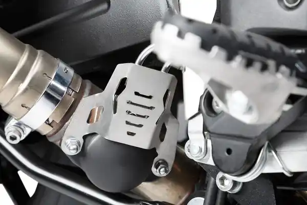 Bestseller Exhaust Valve Guard Silver
